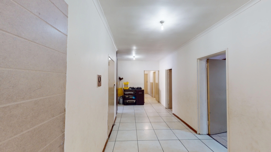 9 Bedroom Property for Sale in Firgrove Western Cape